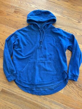 Women’s Blue Hooded Pullover Sweatshirt